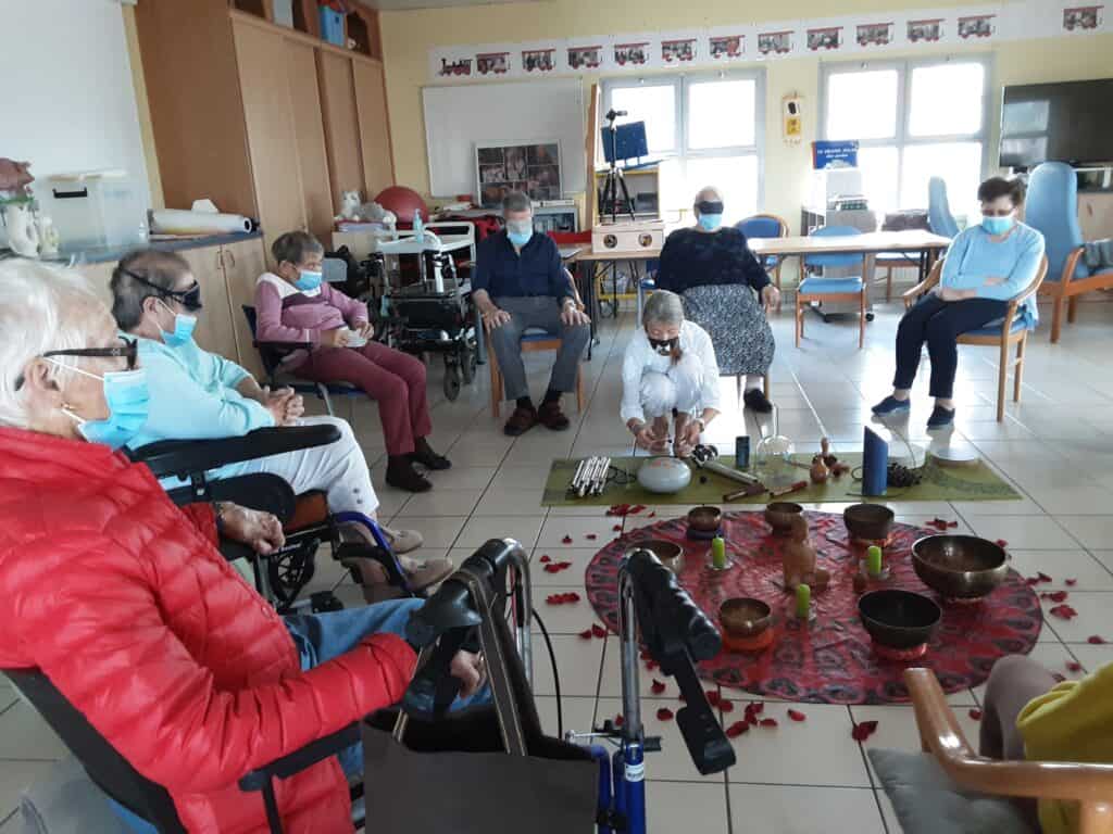 Yoga en Ehpad